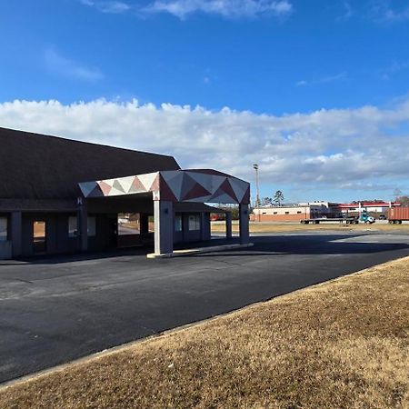 Hometowne Studios By Red Roof La Grange Exterior photo